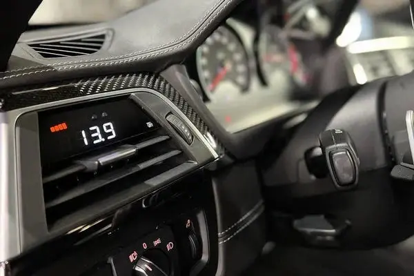 P3 Gauges V3 OBD2 Digital Vent Gauge (BMW F3x/F8x), photo 1 of 1